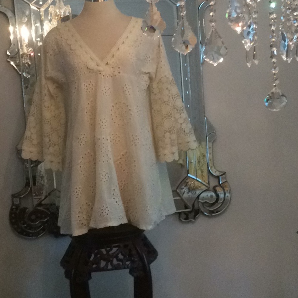 NEW XL miss look very pretty eyelet & lace top